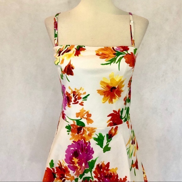 Betsey Johnson Strapless Floral Peplum Dress - Picture 3 of 8